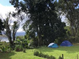 Camping Flamboyant, campsite in Ilhabela