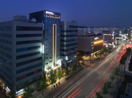 SR Hotel Magok، فندق في سول