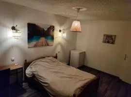 Grande Chambre Cosy avec Salle de Bain Privative