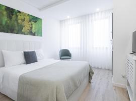 FAFEL LITTLE HOUSE - Quinta de Cravaz – hotel w mieście Lamego