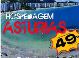 03 Doutor Hostel 800mts da praia, casa de hóspedes no Guarujá