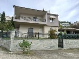Trikki House