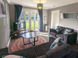 Superb Modern Apartment, FREE Secure Parking!, apartment in Allesley