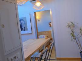 Isabelli, self catering accommodation in Aix-en-Provence