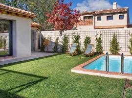 La Alberca 2 Casa para parejas con piscina, cottage sa Tenzuela