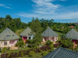 Entuiga cottages、Hoimaの駐車場付きホテル