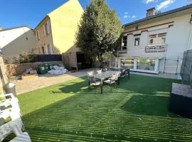 V - Villa 2022 PARIS EXPO-3min metro-8 rooms-12 beds