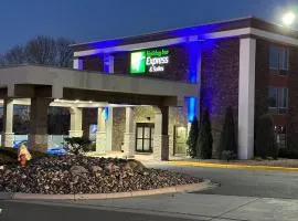 Holiday Inn Express & Suites Eden Prairie - Minneapolis by IHG
