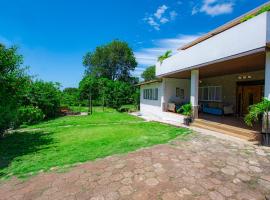 Amancay House, hotel cu piscine din San Cristóbal