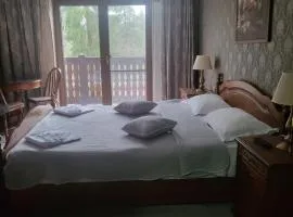 Platinvm B&B