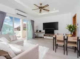 1 bedroom apartment in Nai Harn