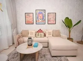 Modern 1BR Stay - Yas Island Natural Chic Retreat