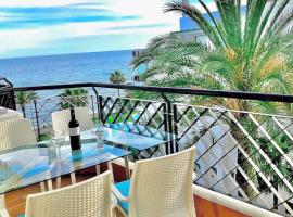 MI CAPRICHO 2D BEACHFRONT- Apartment with sea view - Costa del Sol, hotell sihtkohas Mijas Costa