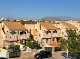 Encantador piso con vistas al mar