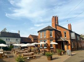 The Unicorn Inn, hotel malapit sa Repton, Newton Solney