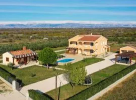Villa Levatinka ZadarVillas