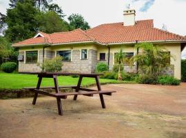 The Luxurious Farm House – hotel w mieście Kiambu