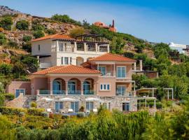 Enchanting Crete Villa - 6 Bedrooms - Villa Scenic Seascape - Panoramic Sea Views and Private Infinity Pool - Elounda, hotel di Kalidhón