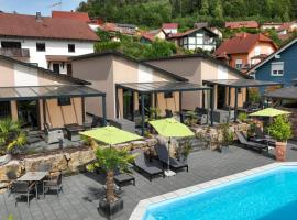 FBA Village, hôtel avec piscine à Bundenthal