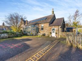 The School Rooms, holiday rental in West Woodburn