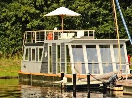 Hausboot Ueckermuende