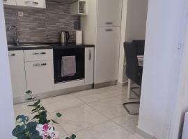 Apartment ZORA, apartment in Knin