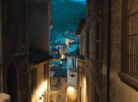 House Scanno centro storico, hotell Scannos