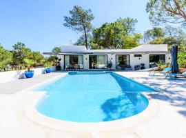 Casa da Alegria, hotel cu piscine din Vale do Lobo
