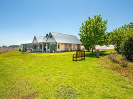 Midlands Lakehouse, Ferienhaus in Rosetta