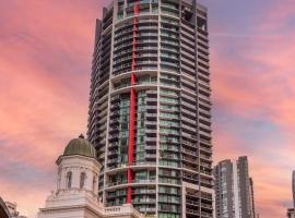 Oaks Brisbane on Felix Suites, hótel í Brisbane