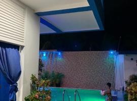 CABAÑA MANZUREN, hotell i Arboletes