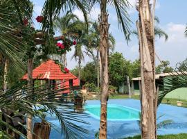 pousada camping do josias, apartment in Nobres