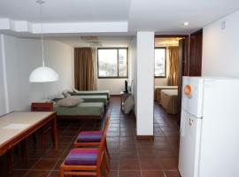 Hotel boutique Tramas Andinas, hotel amb aparcament a Salta