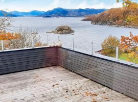 8 person holiday home in Tau-By Traum, hotel u gradu 'Tau'