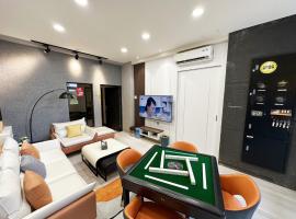 日沐澄旅 l 家人聚會 l 烤肉 l 戲水池 l 電動麻將 l KTV l 影音TV, hotel com piscina em Ch'ih-k'an