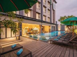 Kamaniiya Petitenget Seminyak, hotel in Seminyak