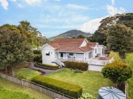Clover Hill Cottage, between Gerroa and Berry, villa i Broughton Vale