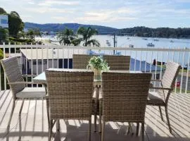 2-Bed with a BBQ and Stunning Batemans Bay Views