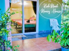 Kohmook​ Money​ House, lägenhet i Koh Mook