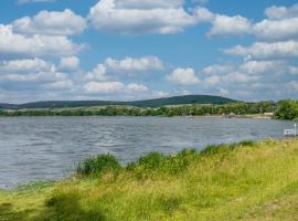 BohnApartments Juwel am See, mitten in der Natur - gratis Parkplatz - Kamin - WLAN - Nähe Erfurt, apartmán v destinácii Kranichfeld