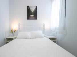 Conjunto de APARTAMENTOS ANTIGUO PALACIO HOTEL PARIS, hótel í Huelva