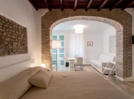Domenichino Luxury Home