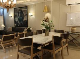 R6 Luxury Peacefull & Comfortable, cottage sa New Delhi