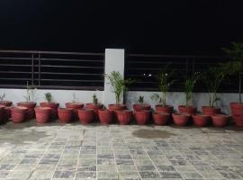 JD RESIDENCE, ξενοδοχείο σε Sahaspur