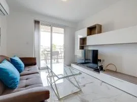 Deluxe Apartment in central St Julians
