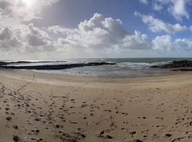 Maisonnette 3 chambres - Plage de Belmont, hotel en La Turballe