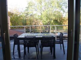 Apt 6 personnes terrasse vue parc, holiday rental in Dunkerque