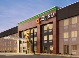 La Quinta Inn by Wyndham Columbia NE Fort Jackson, hotel u gradu 'Columbia'