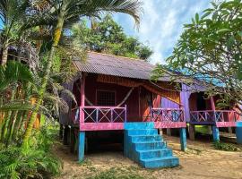 Fat Rabbit Beach Resort, bed and breakfast a Kep