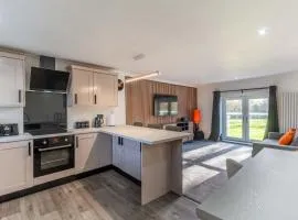 2 The Cottage